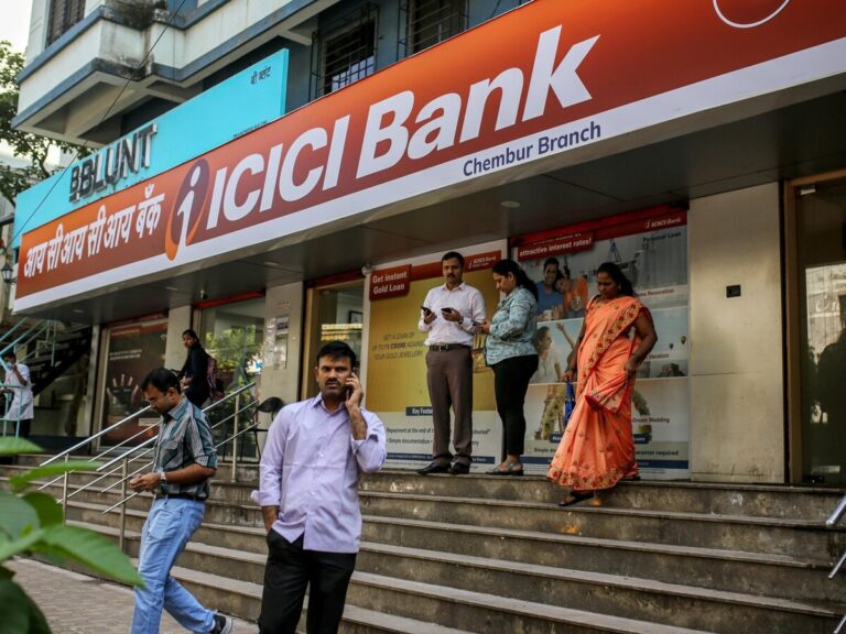 ICICI Bank Hiring Fresher Drive 2025